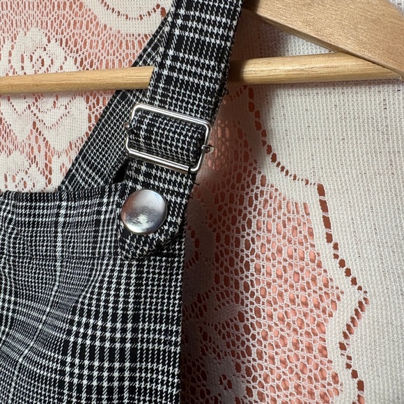 Plaid Zip-Front Pinafore Dress - Picture 6 of 9